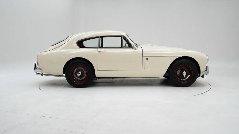Image 6/15 of Aston Martin DB 2/4 Mk III (1959)