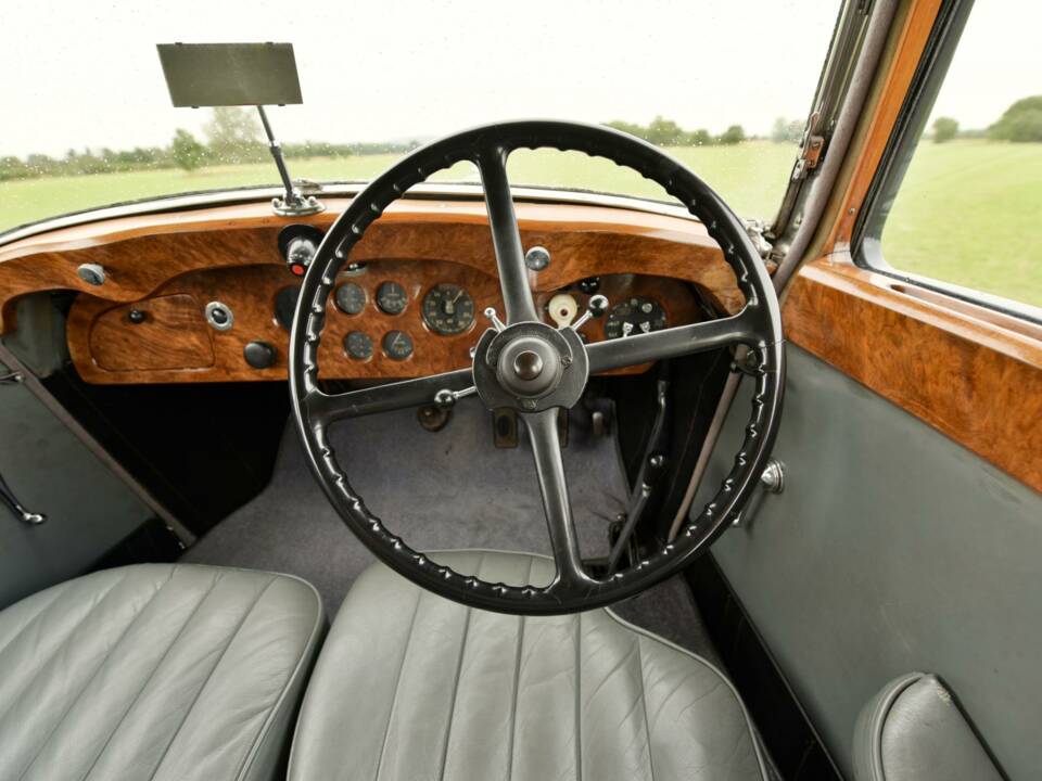 Immagine 26/50 di Rolls-Royce 20/25 HP Sport Saloon (1934)