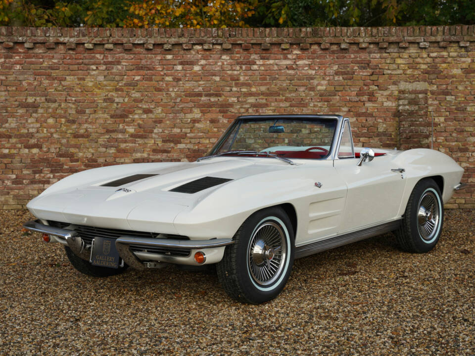 Image 42/50 of Chevrolet Corvette Sting Ray Convertible (1963)