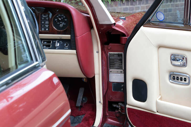 Bild 39/50 von Bentley Mulsanne Turbo (1984)