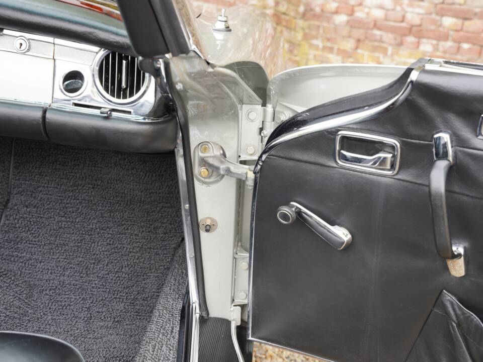 Imagen 47/50 de Mercedes-Benz 280 SL (1969)