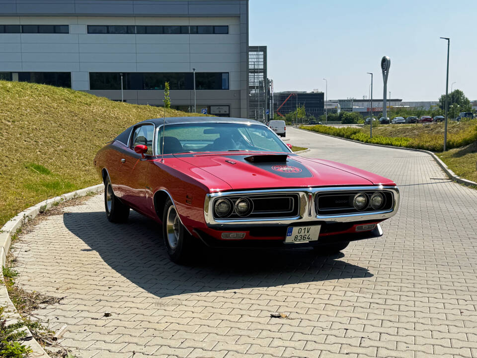 Image 8/81 of Dodge Charger Super Bee 440 (1971)