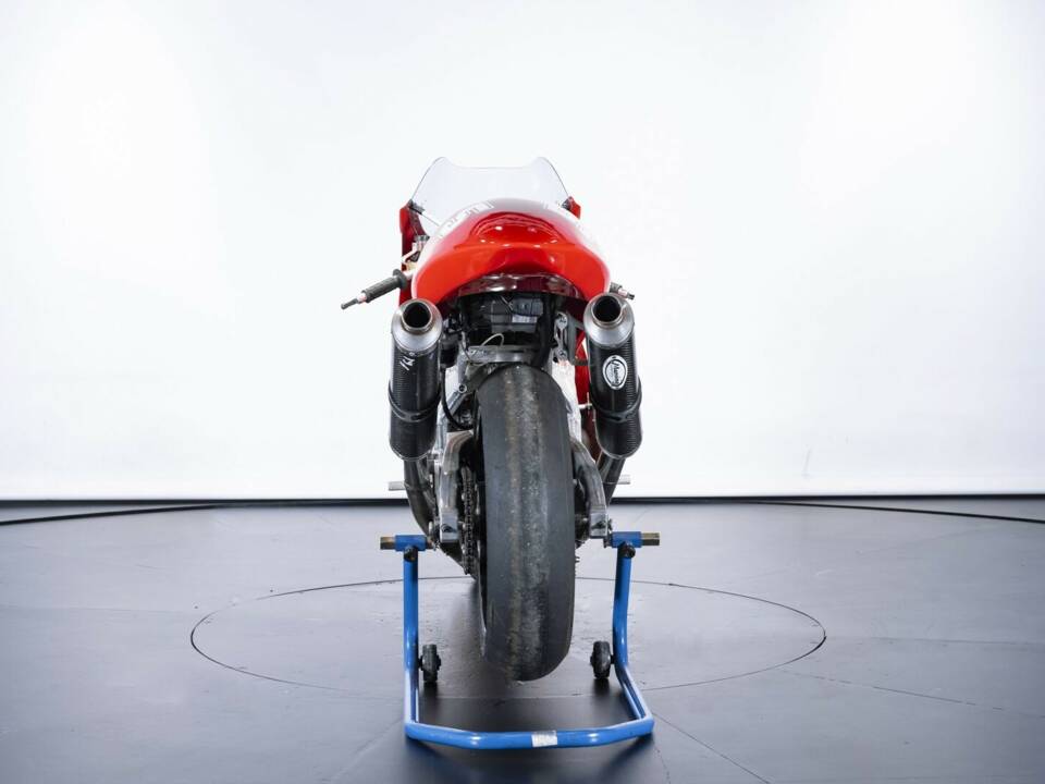 Immagine 4/50 di Ducati ST2 (1999)