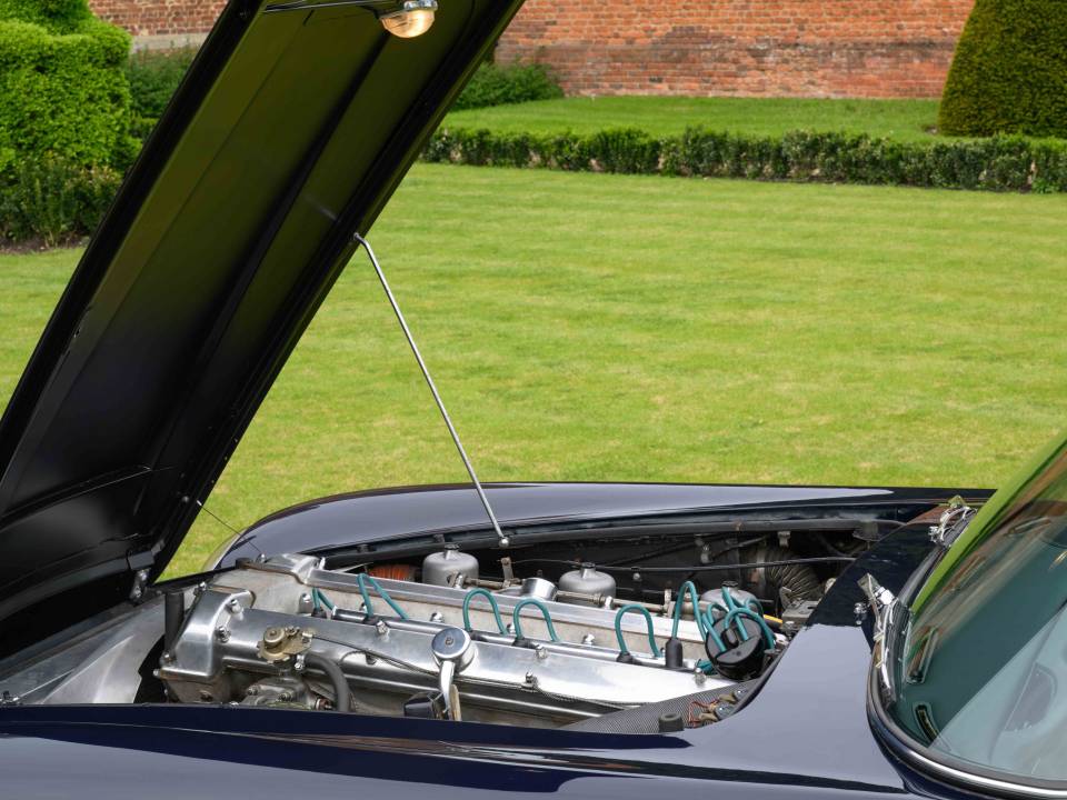 Bild 32/50 von Aston Martin DB 5 (1965)