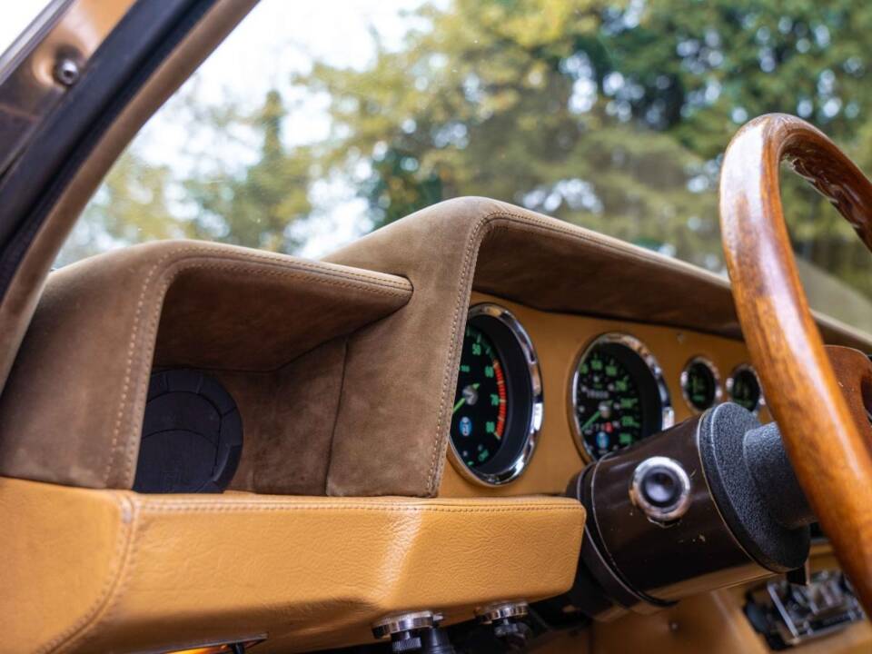 Imagen 14/18 de De Tomaso Longchamp (1977)