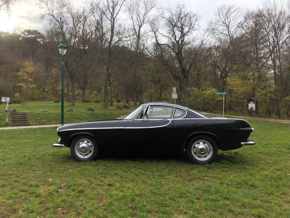 Immagine 6/34 di Volvo P 1800 S (1966)