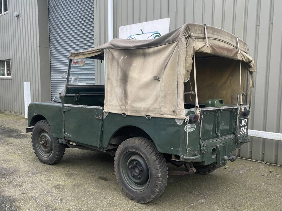 Image 2/11 of Land Rover 80 (1953)
