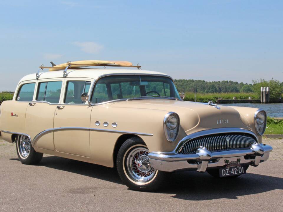 Image 6/29 of Buick 60 Century (1954)