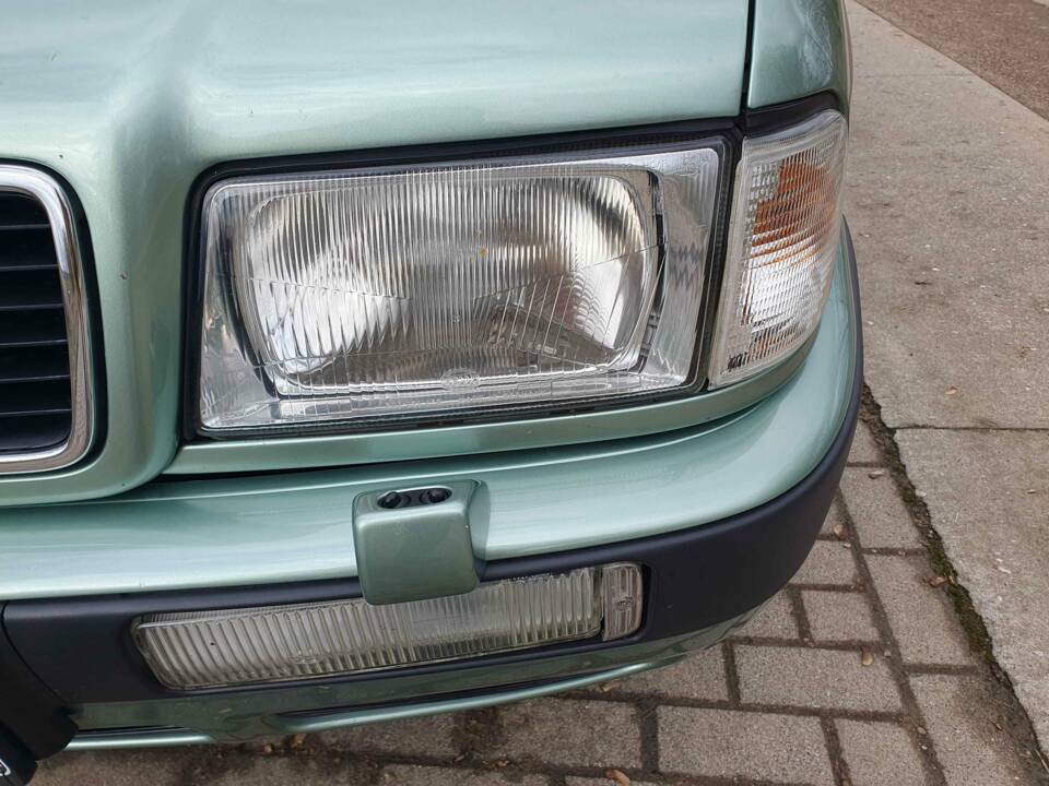 Image 13/21 of Audi 80 - 2.0 E (1992)