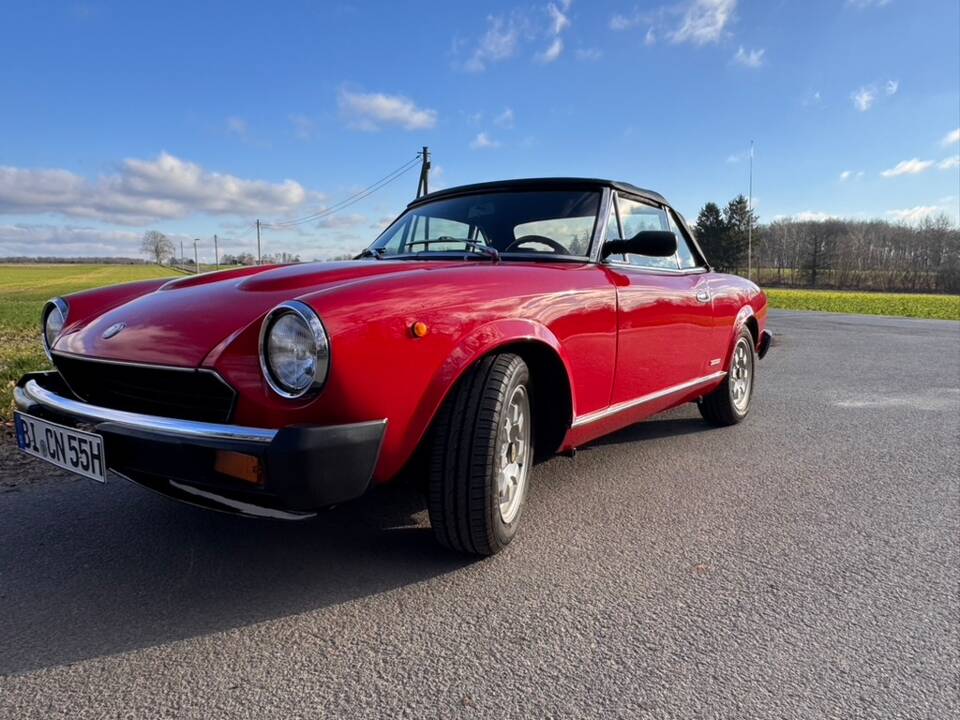 Afbeelding 98/100 van FIAT 124 Pininfarina Spidereuropa (1982)