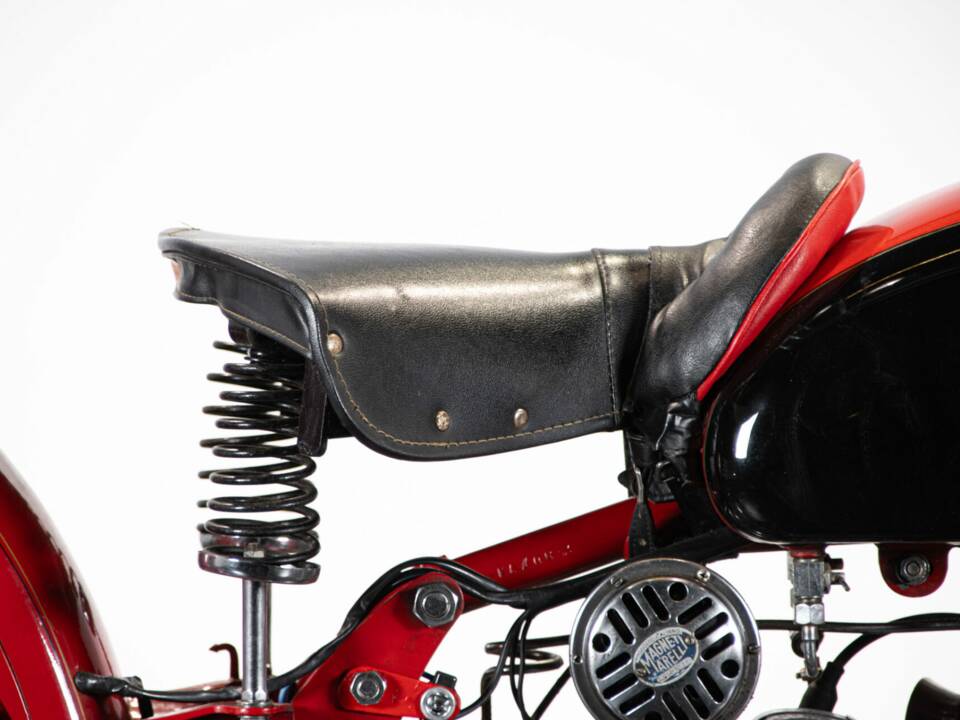 Immagine 32/50 di Moto Guzzi Falcone Turismo (1960)