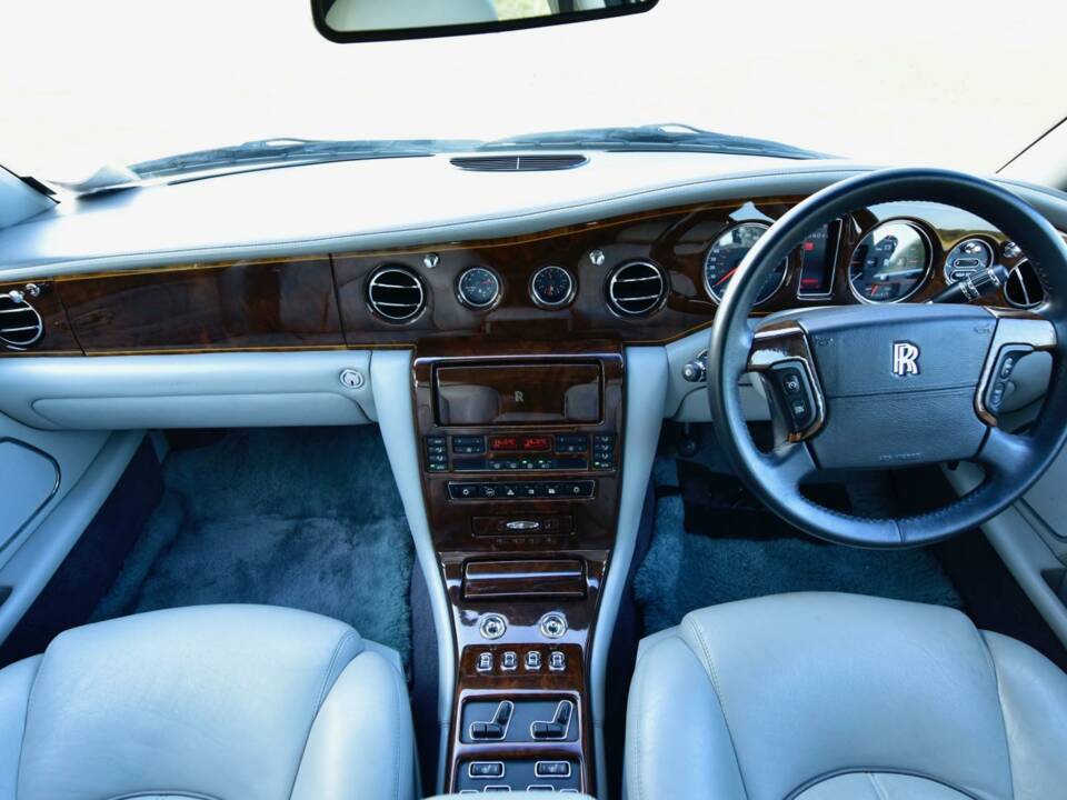 Image 47/50 of Rolls-Royce Silver Seraph (1998)