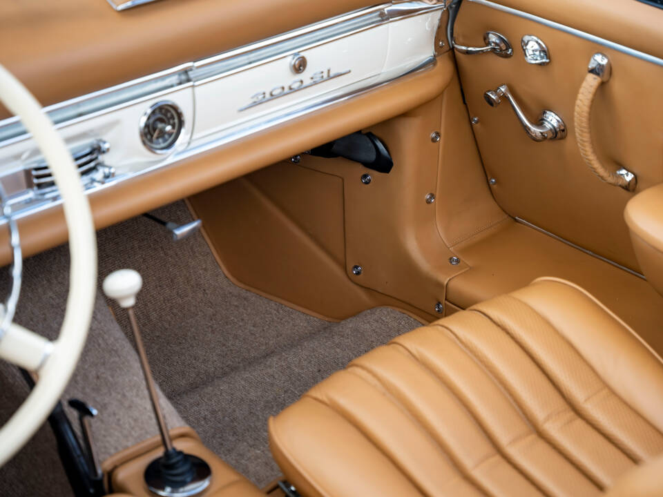 Immagine 37/38 di Mercedes-Benz 300 SL Roadster (1961)