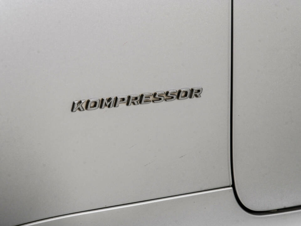 Image 23/50 of Mercedes-Benz SLK 200 Kompressor (2004)