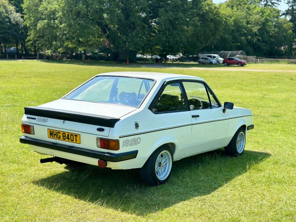 Image 13/50 of Ford Escort RS 2000 (1978)