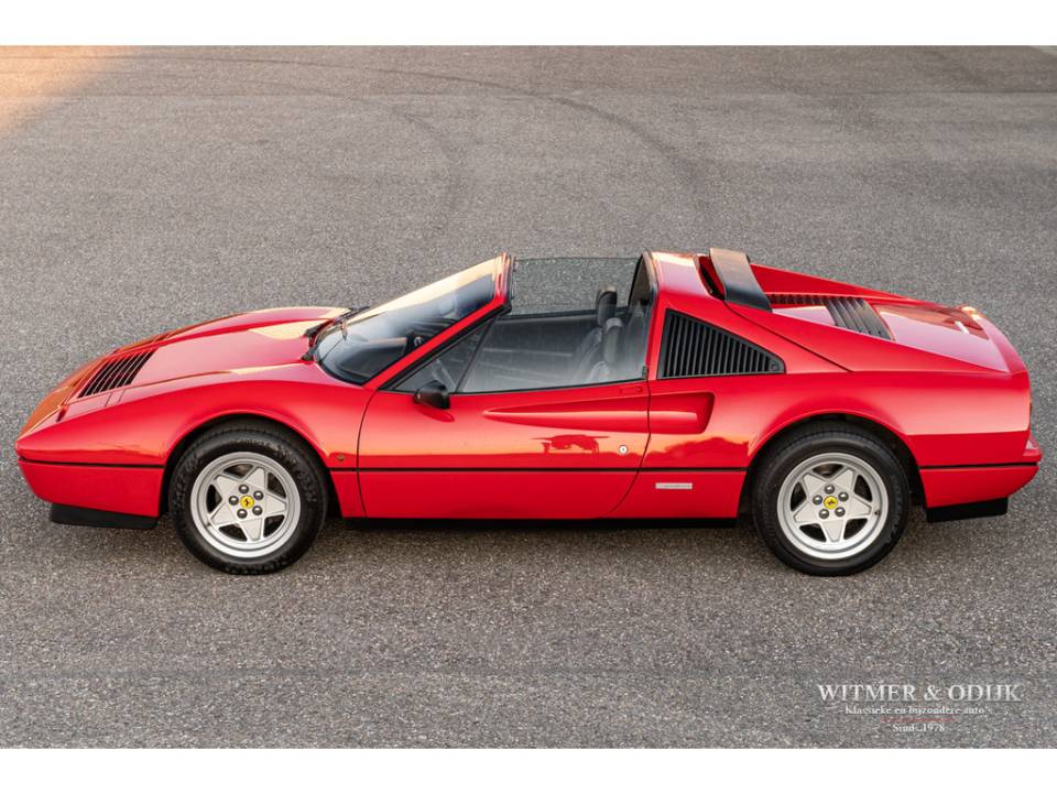 Immagine 8/35 di Ferrari 328 GTS (1986)