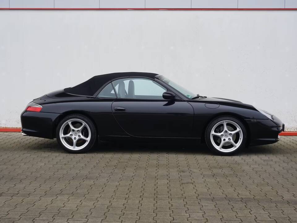Afbeelding 44/50 van Porsche 911 Carrera 4 (2003)