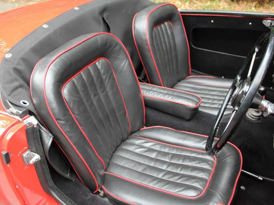Imagen 10/17 de MG MGA Twin Cam (1959)