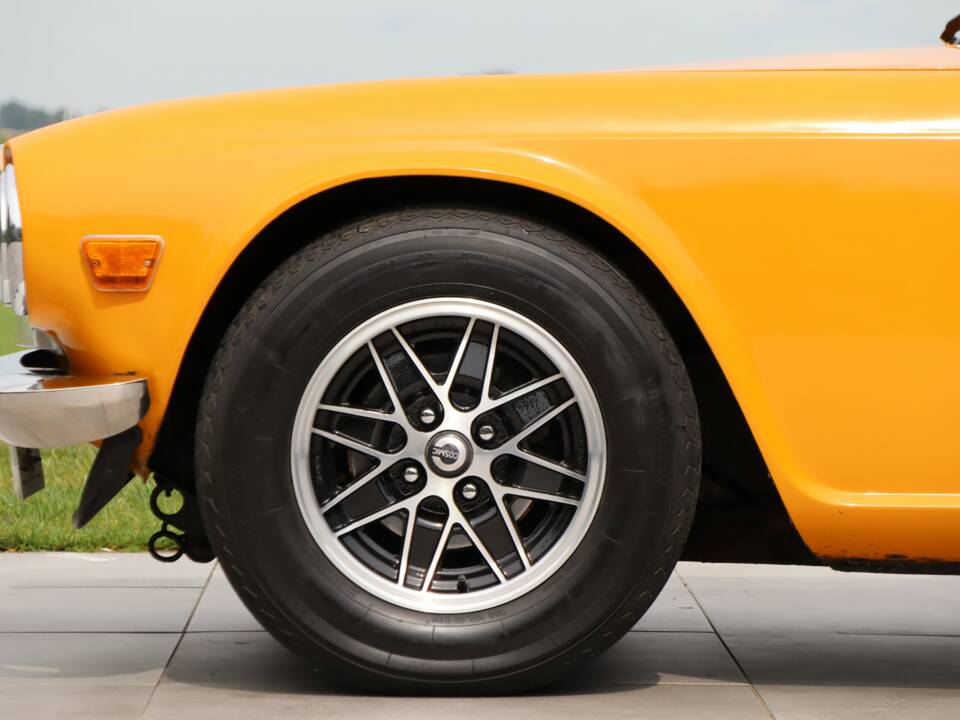 Bild 22/50 von Triumph TR 6 (1974)