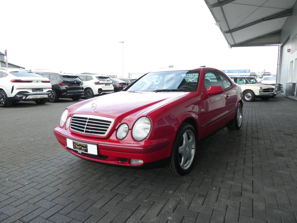 Image 3/17 of Mercedes-Benz CLK 230 Kompressor (1997)