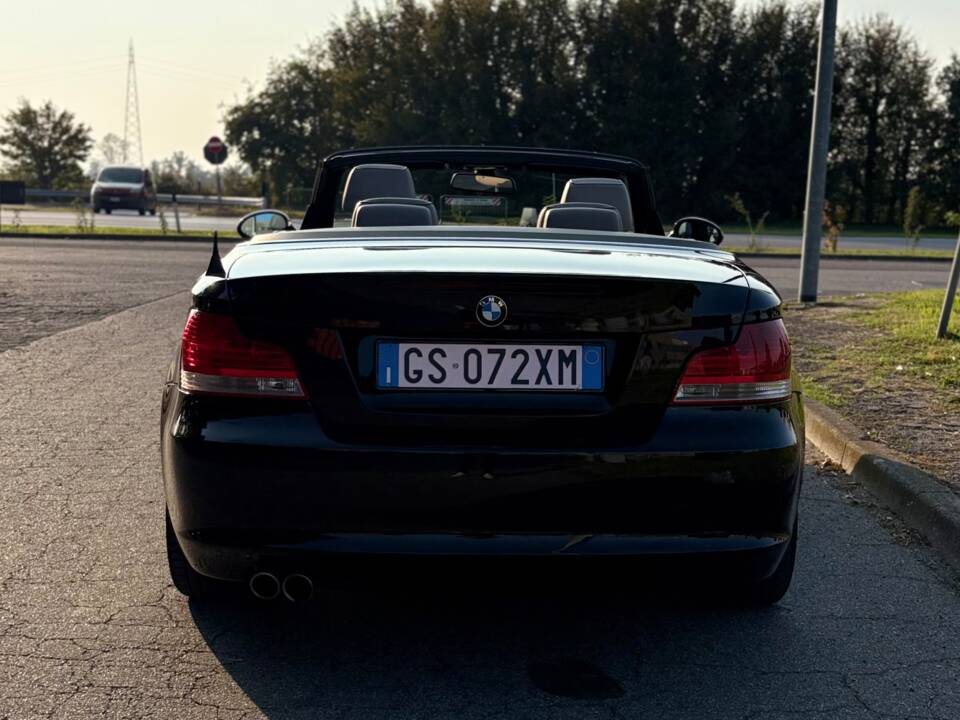 Bild 6/13 von BMW 125i (2009)