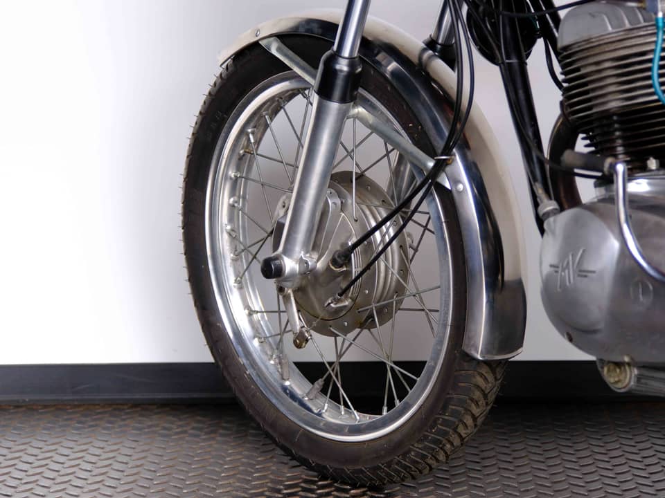 Afbeelding 46/58 van MV Agusta 125 GT (1969)