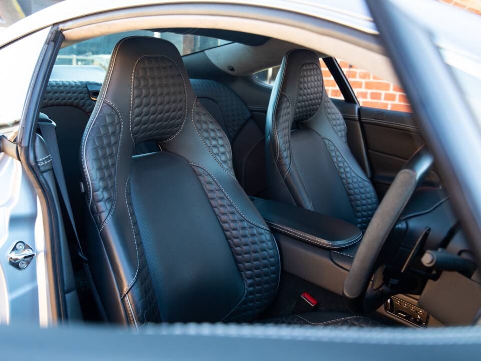 Image 66/80 of Aston Martin Vanquish (2013)