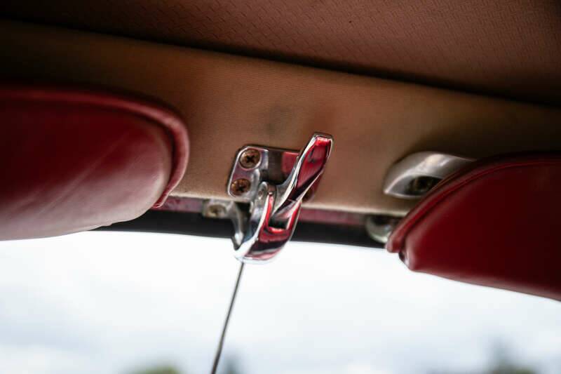 Image 34/49 of Mercedes-Benz 190 SL (1960)