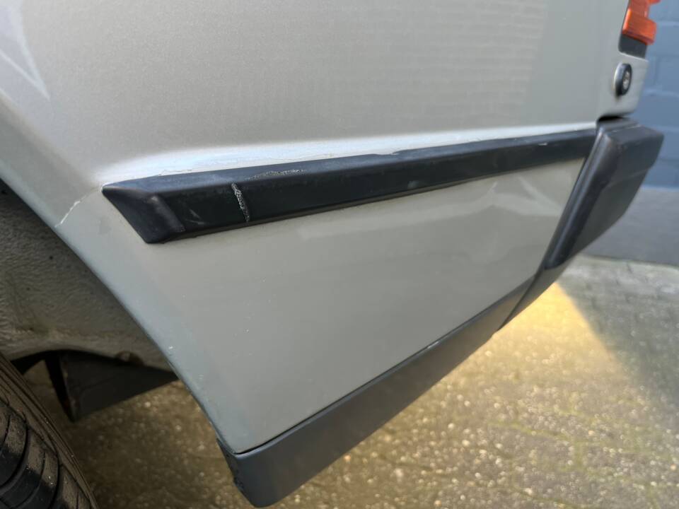 Image 44/89 de Mercedes-Benz 190 E 2.6 (1988)