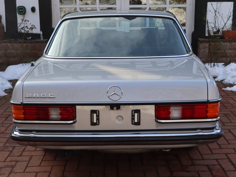 Bild 10/50 von Mercedes-Benz 280 C (1977)