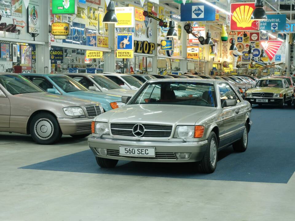 Bild 17/50 von Mercedes-Benz 560 SEC (1986)