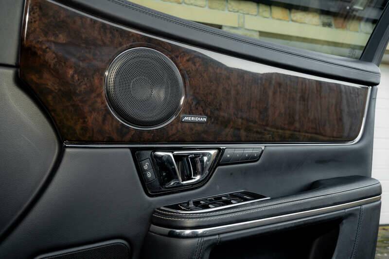 Bild 44/50 von Jaguar XJ 3.0 (2019)