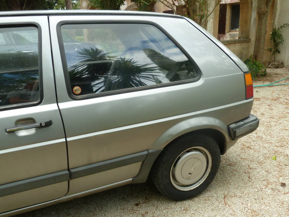 Bild 3/13 von Volkswagen Golf Mk II 1.6 (1989)