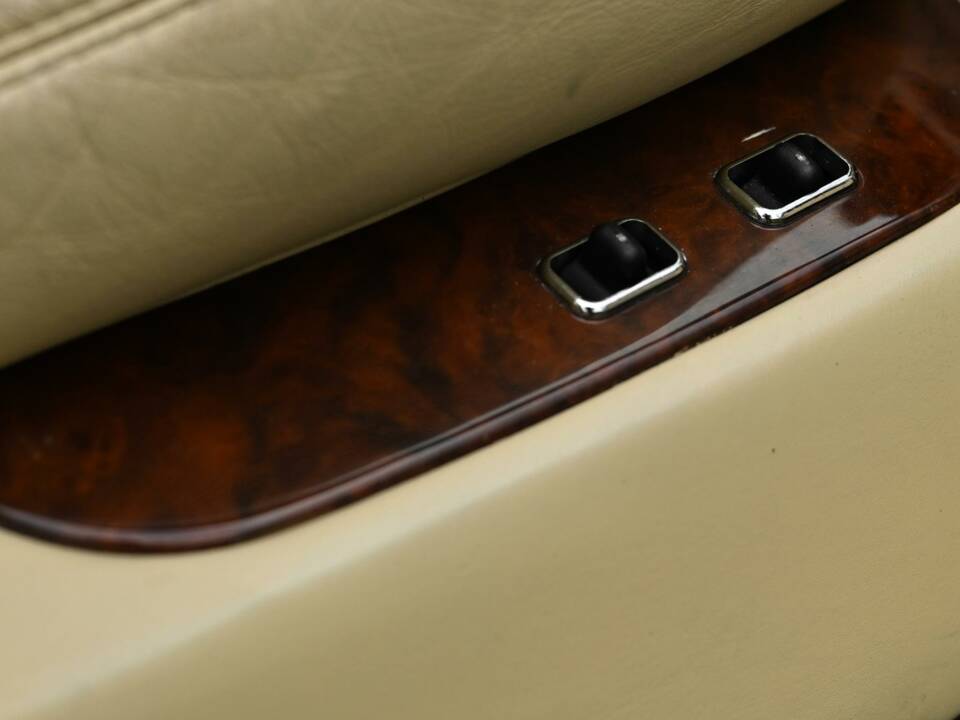 Bild 39/50 von Rolls-Royce Silver Seraph (1998)