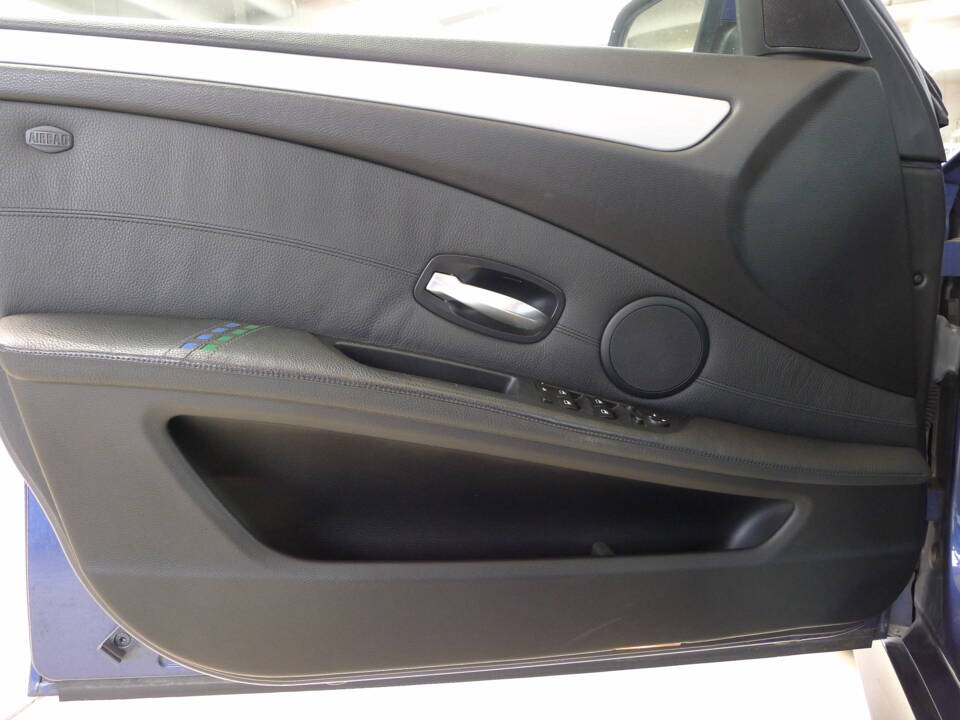 Image 34/39 of ALPINA B5 S (2007)