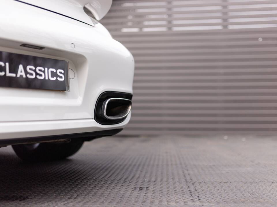 Bild 38/39 von Porsche 911 Turbo (2011)