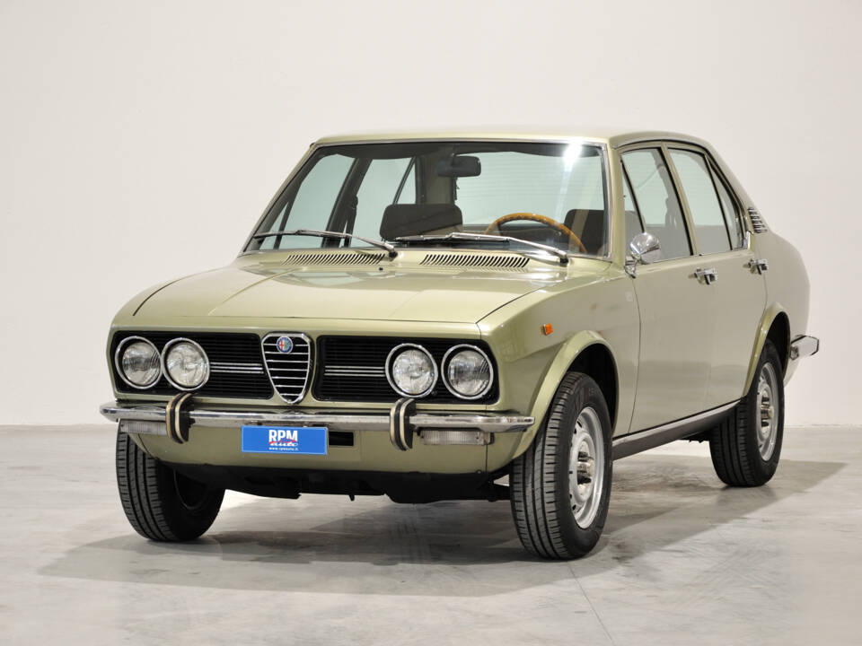 Imagen 10/67 de Alfa Romeo Alfetta 1.8 (1974)