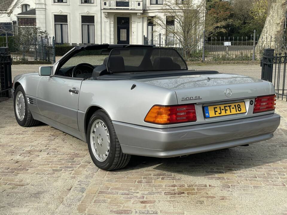 Immagine 5/8 di Mercedes-Benz 300 SL (1992)