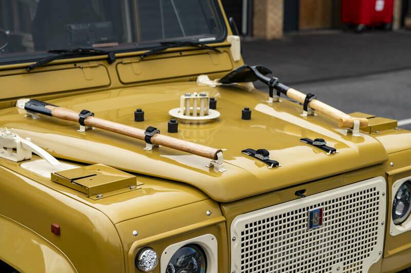 Image 9/39 of Land Rover Defender 90 Td5 (1998)