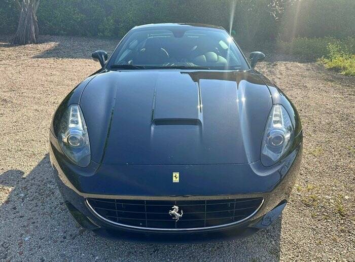 Bild 4/7 von Ferrari California (2010)