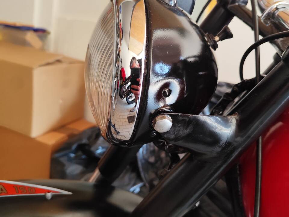 Bild 17/50 von Gilera 150 Sport (1952)
