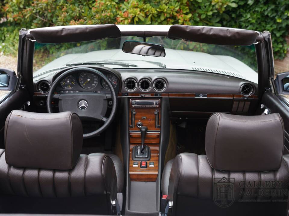 Image 43/50 of Mercedes-Benz 280 SL (1981)