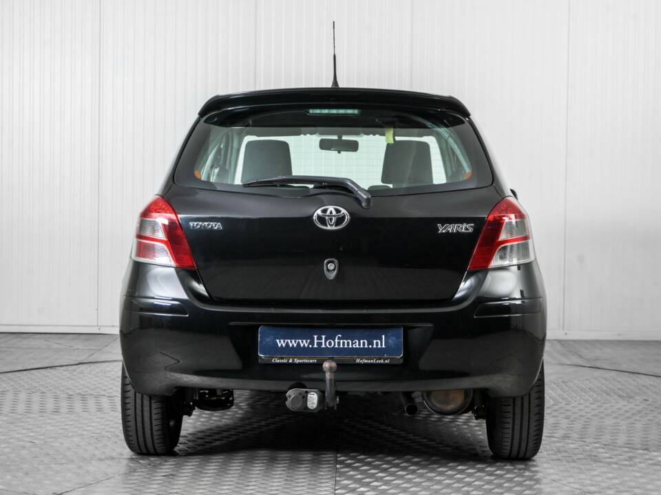 Bild 13/50 von Toyota Yaris 1.33 VVT-i (2011)