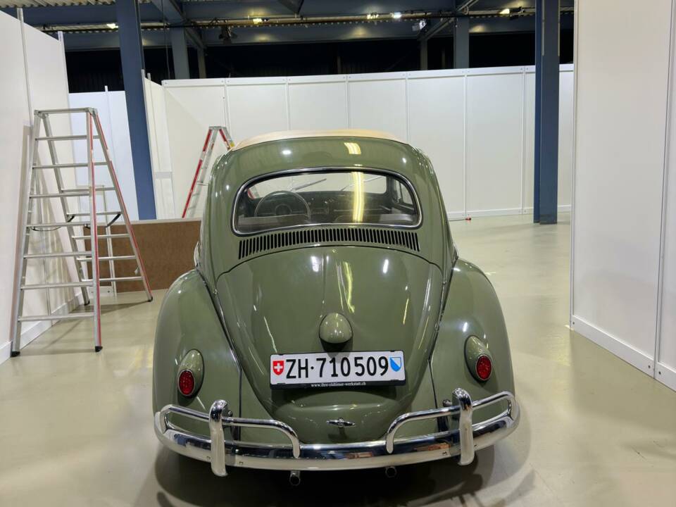 Bild 10/23 von Volkswagen Escarabajo 1200 (1960)