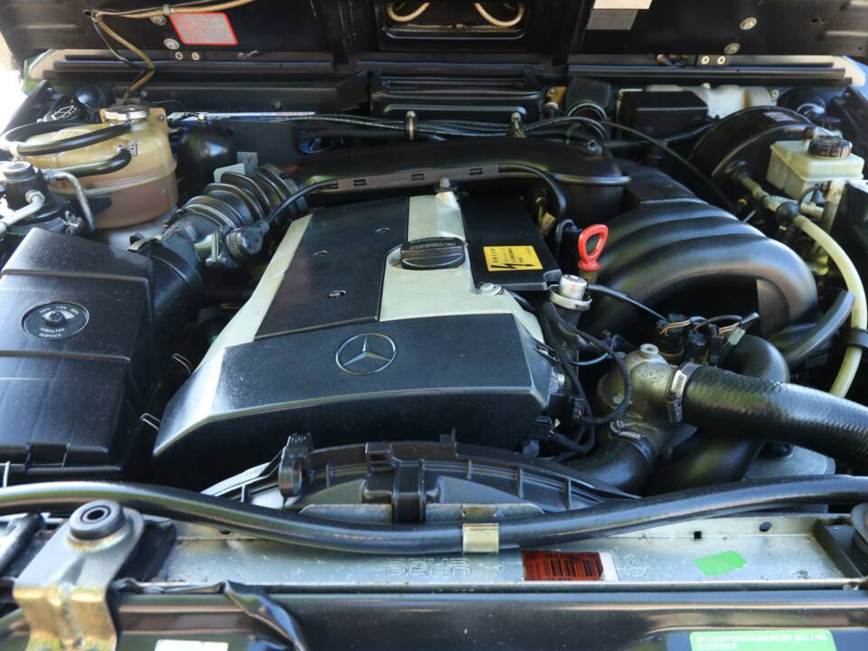 Immagine 37/50 di Mercedes-Benz G 320 (SWB) (1996)