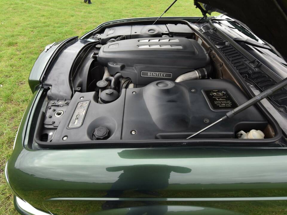 Immagine 39/50 di Bentley Arnage Green Label (1998)