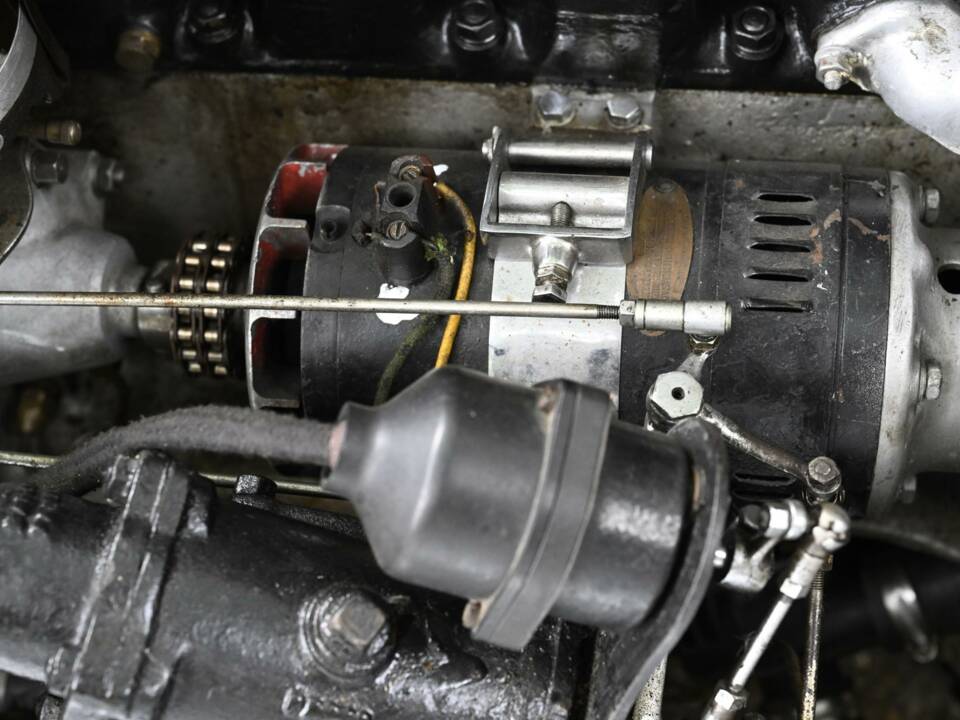 Image 25/50 of Alvis 4.3 Liter Saloon (1940)