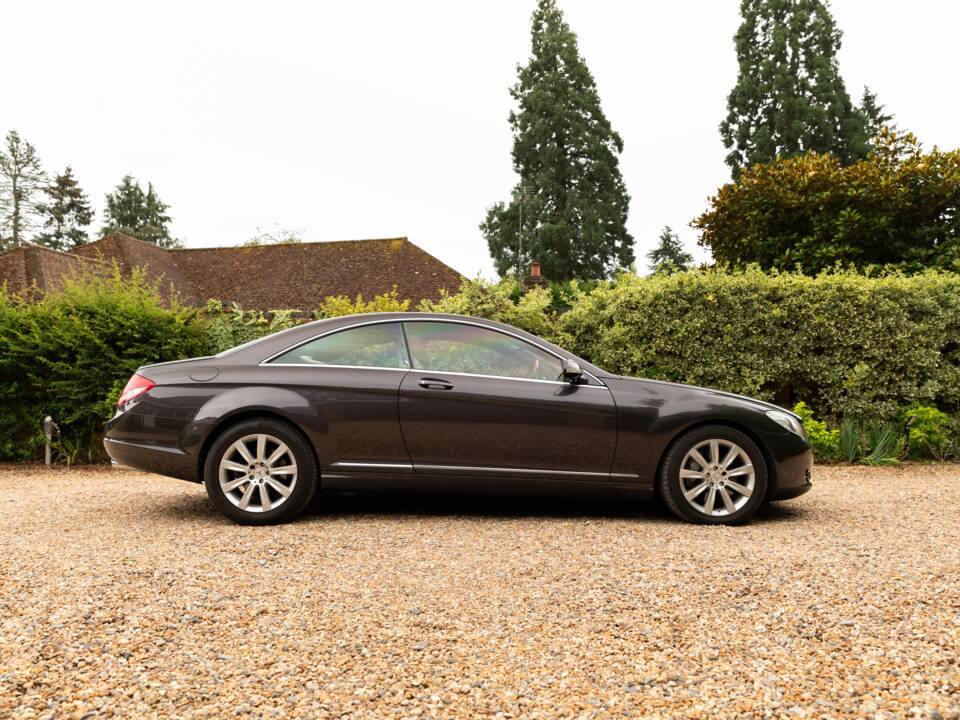 Image 14/34 de Mercedes-Benz CL 500 (2007)