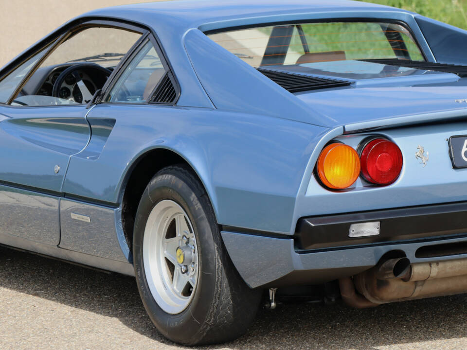 Image 36/50 of Ferrari 308 GTB (1976)