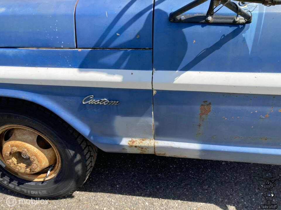 Image 7/27 of Ford F-350 (1971)